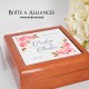 Boîte à alliances personnalisée avec prénoms des mariés fleurs roses